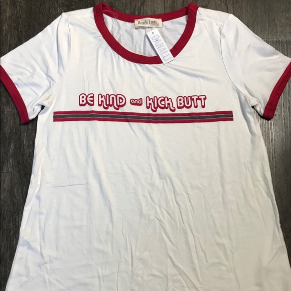 ❤️🤩HP🎉😍 Red Be Kind and Kick Butt T-shirt - Picture 4 of 8
